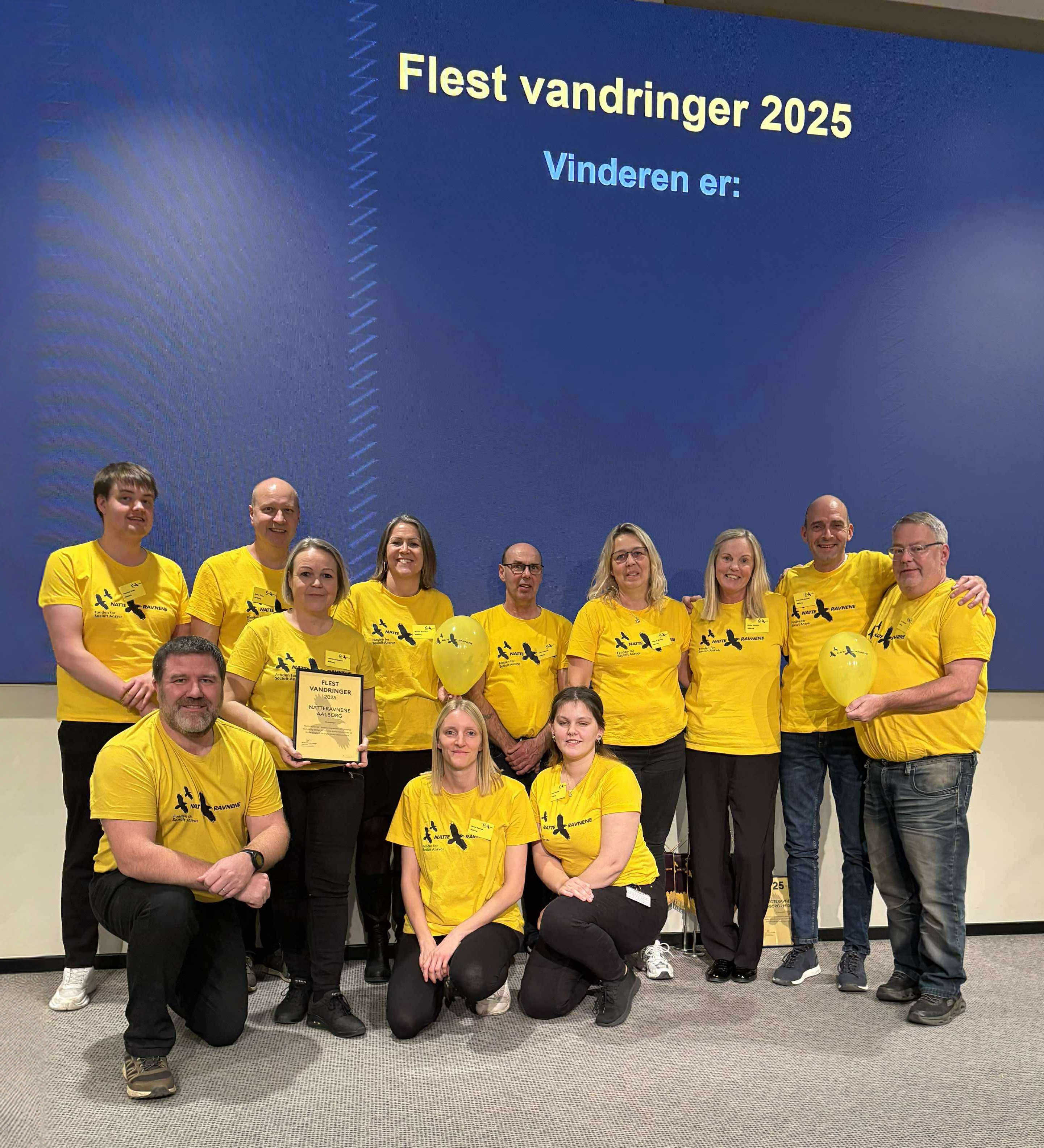 Natteravnene modtager pris