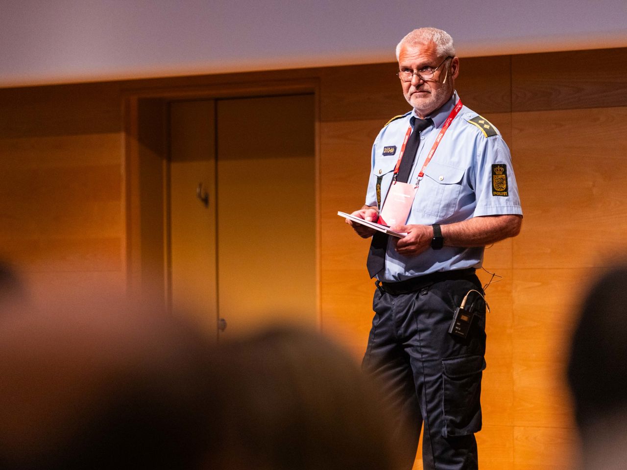 Knud Rasmussen holder tale på Bo Trygt konference
